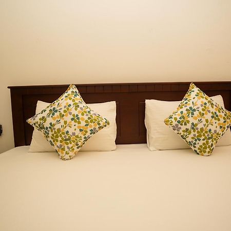 Airport 4 Season Transit Hotel Katunayaka Екстериор снимка