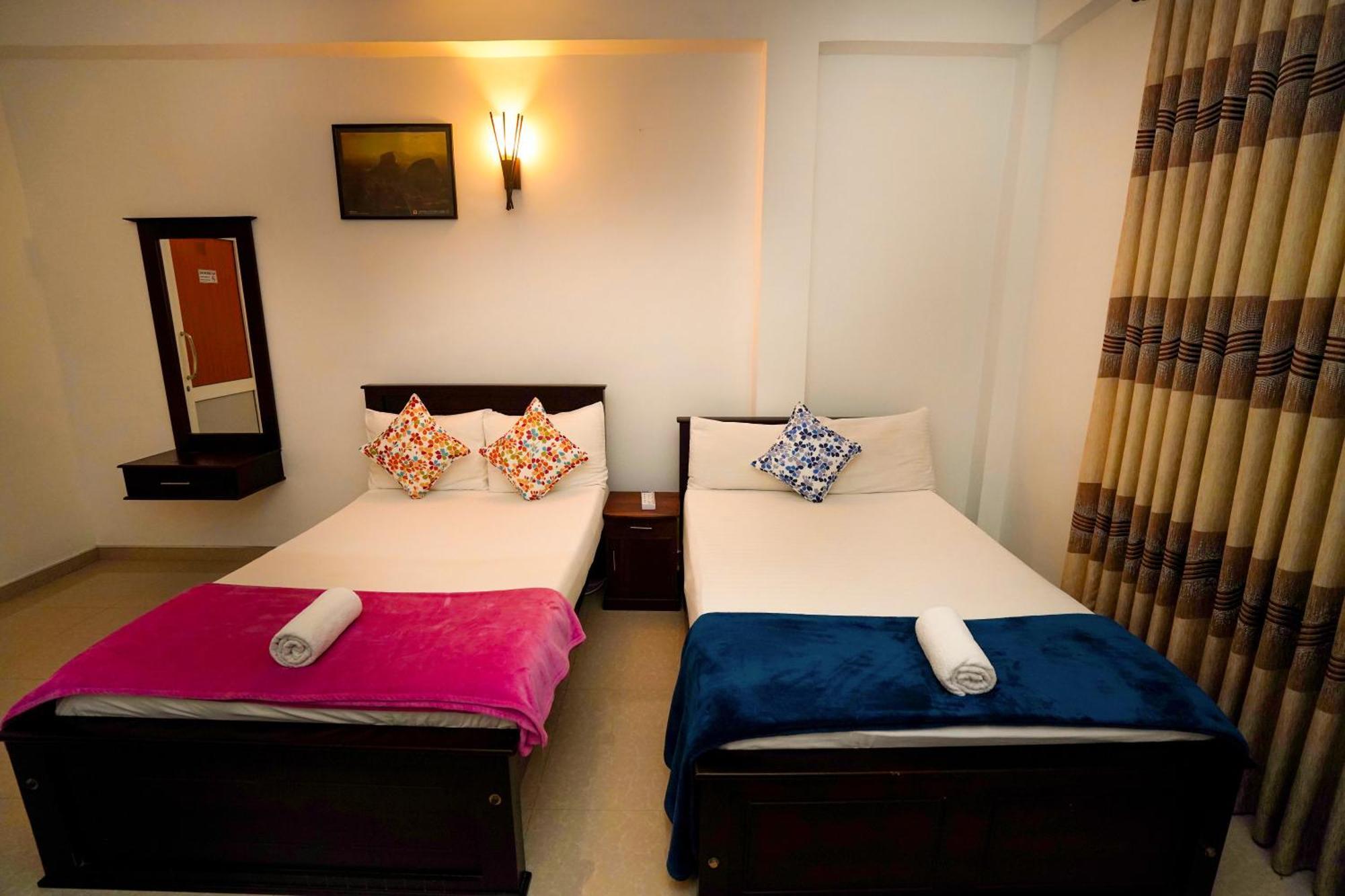 Airport 4 Season Transit Hotel Katunayaka Екстериор снимка