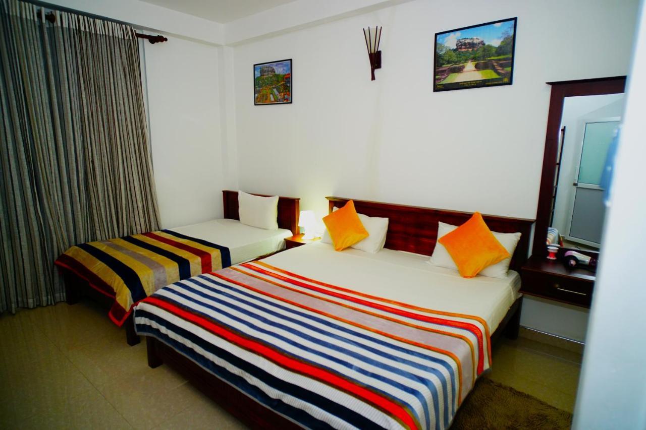 Airport 4 Season Transit Hotel Katunayaka Екстериор снимка